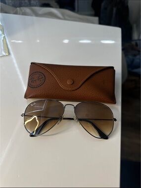 Ray-ban aviator sunglasses